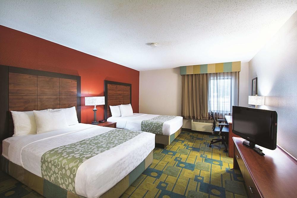 La Quinta Inn By Wyndham Auburn Worcester Exterior photo