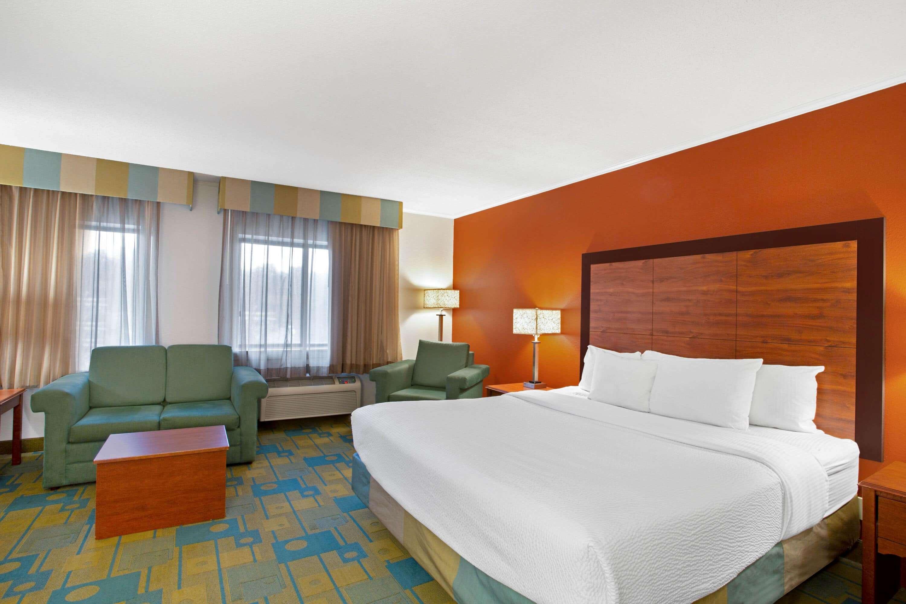 La Quinta Inn By Wyndham Auburn Worcester Exterior photo