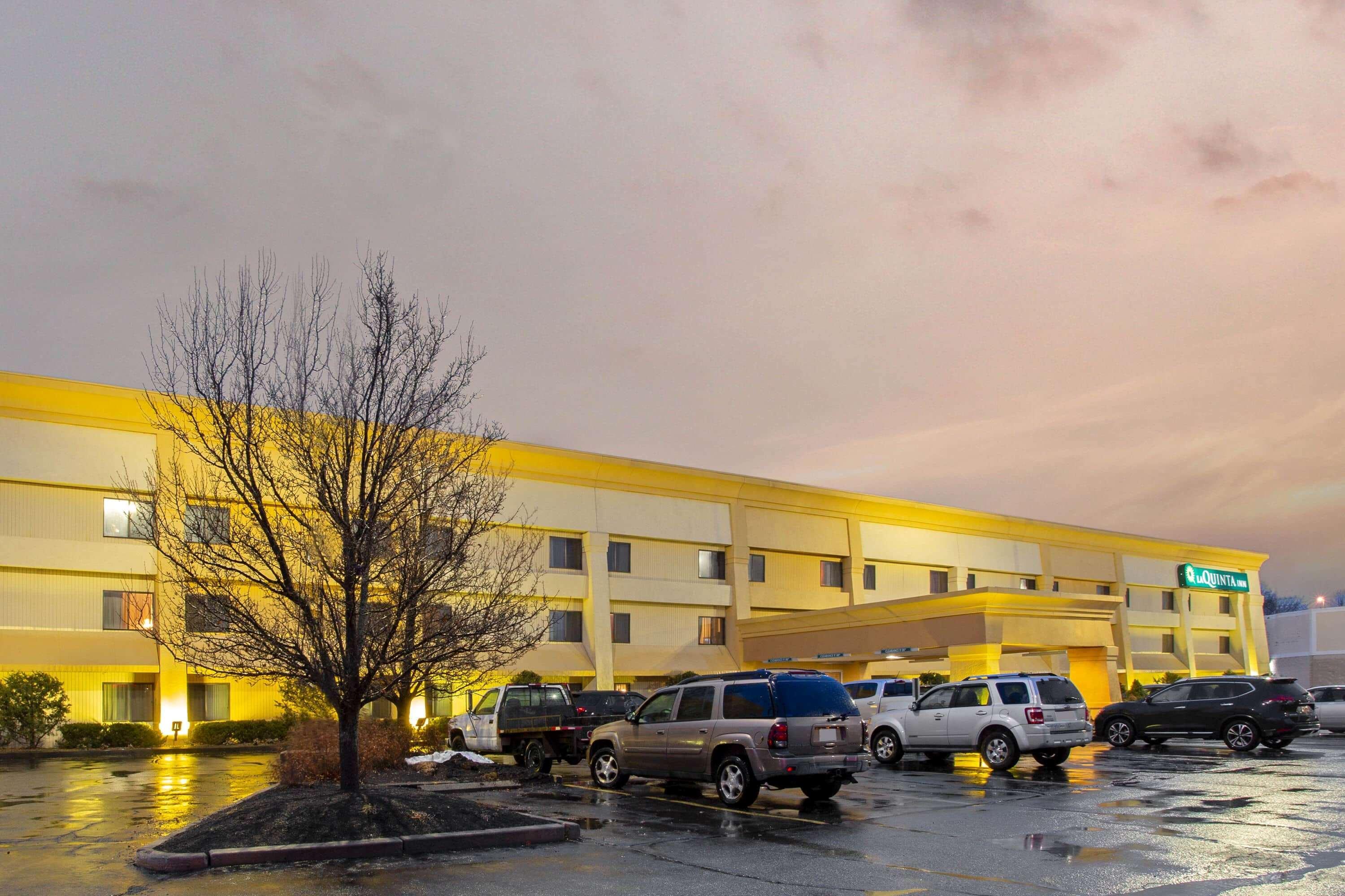 La Quinta Inn By Wyndham Auburn Worcester Exterior photo