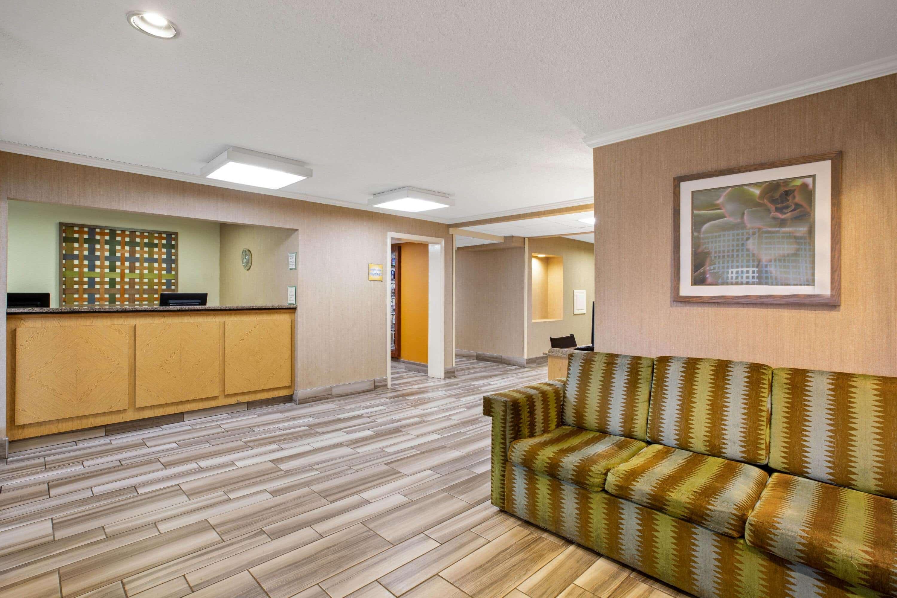 La Quinta Inn By Wyndham Auburn Worcester Exterior photo